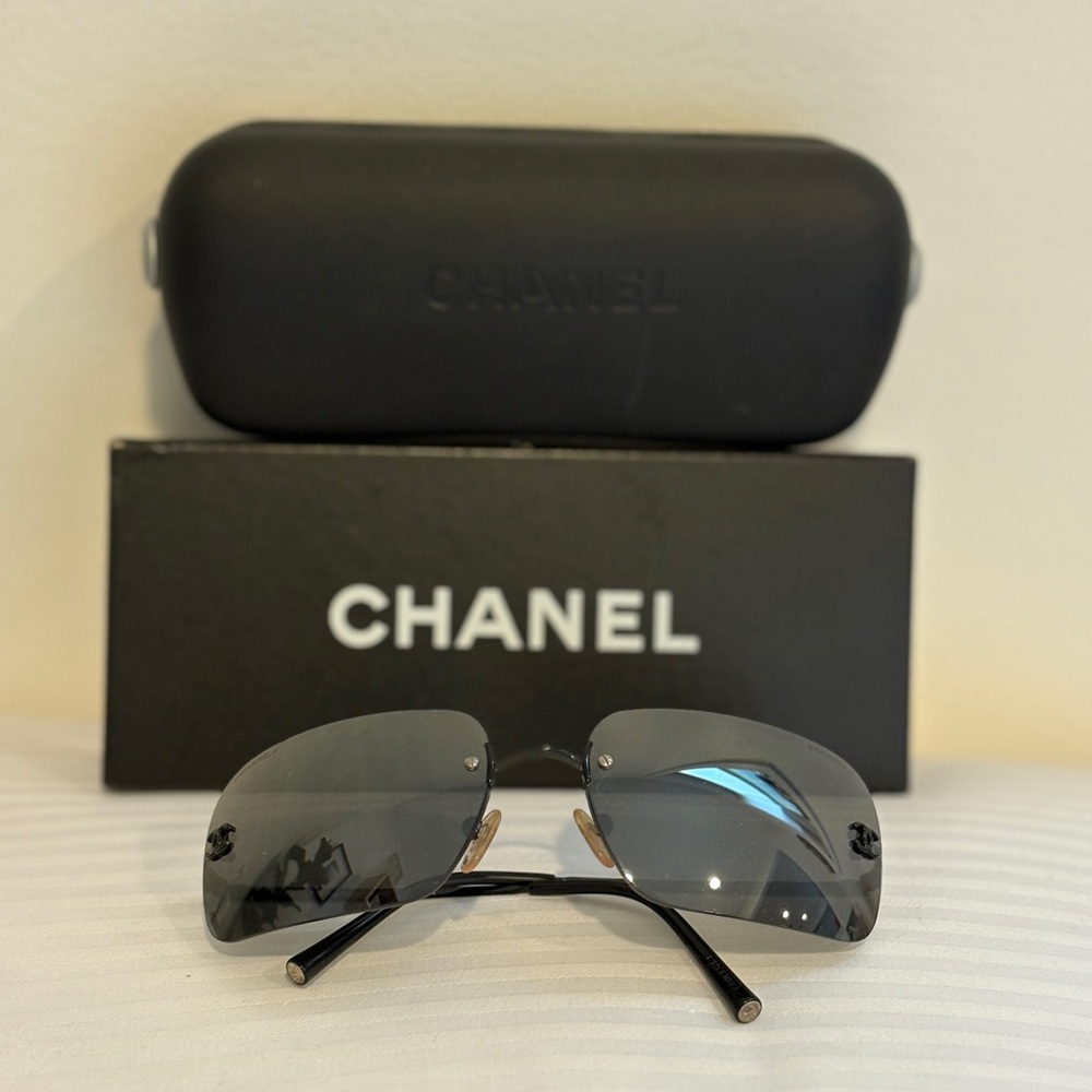 CHANEL Gray Sunglasses with Black Case
